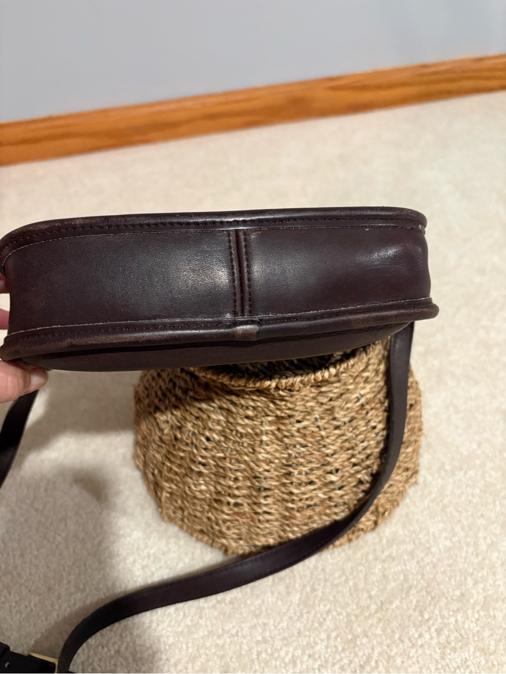 COACH WENDI
Classic Vintage
All Leather - Picture 14 of 14